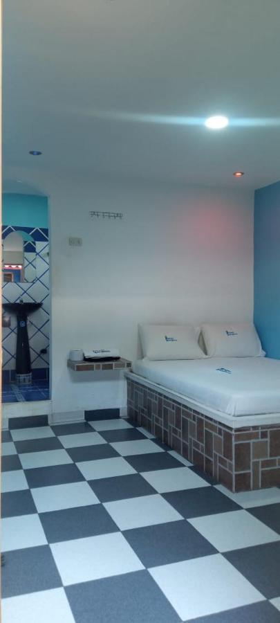 Principe Azul Motel ปูแอร์โตโคลอมเบีย ภายนอก รูปภาพ